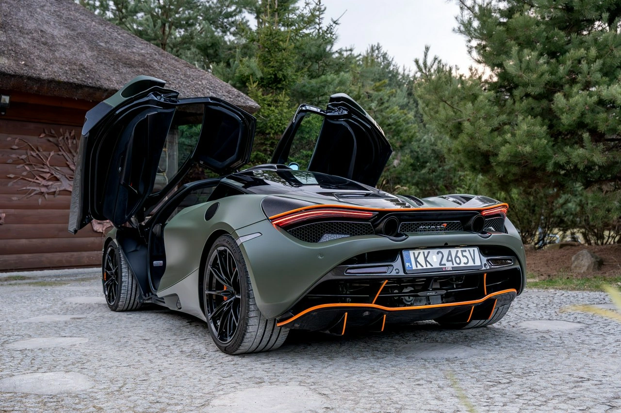 McLaren 720S Coupe - Zdjęcie 24