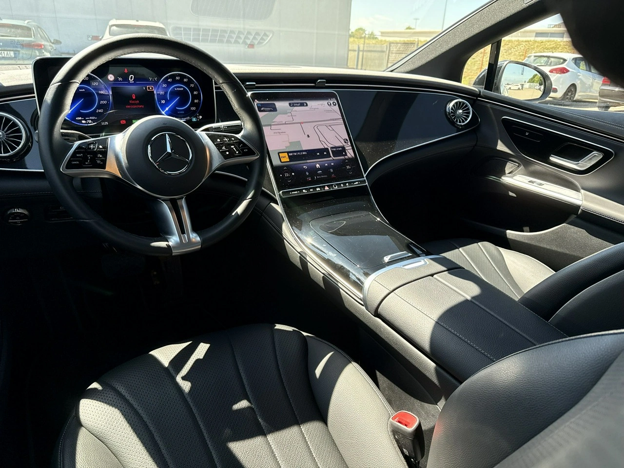 Mercedes EQE - Zdjęcie 12