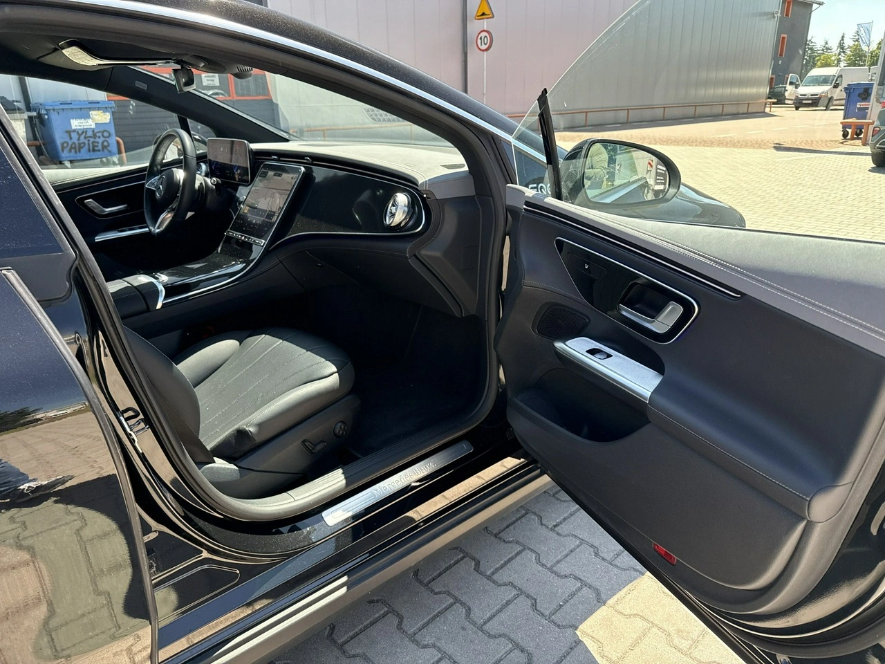 Mercedes EQE - Zdjęcie 18