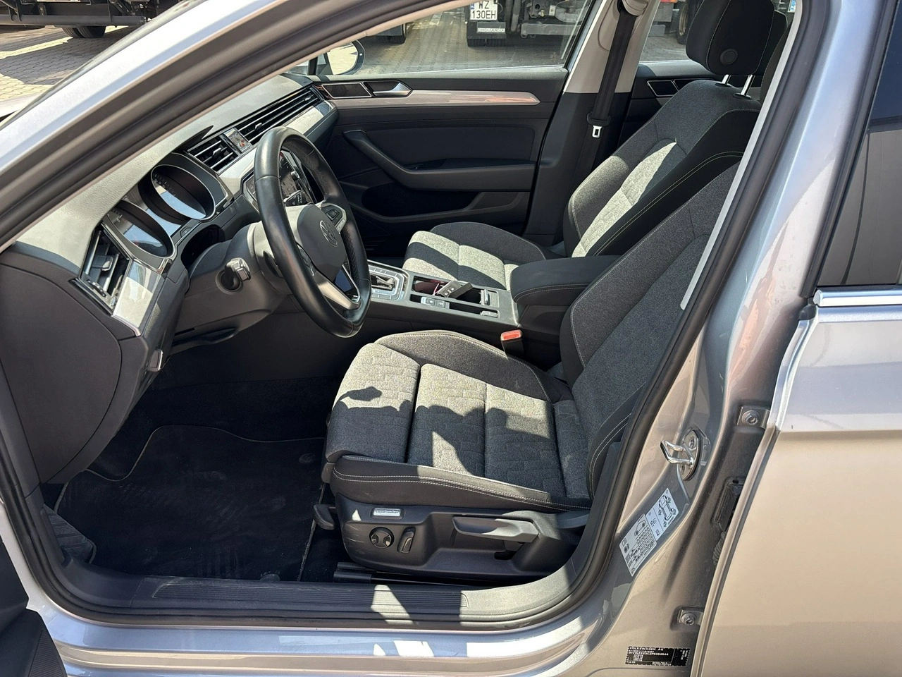 Volkswagen Passat - Zdjęcie 9