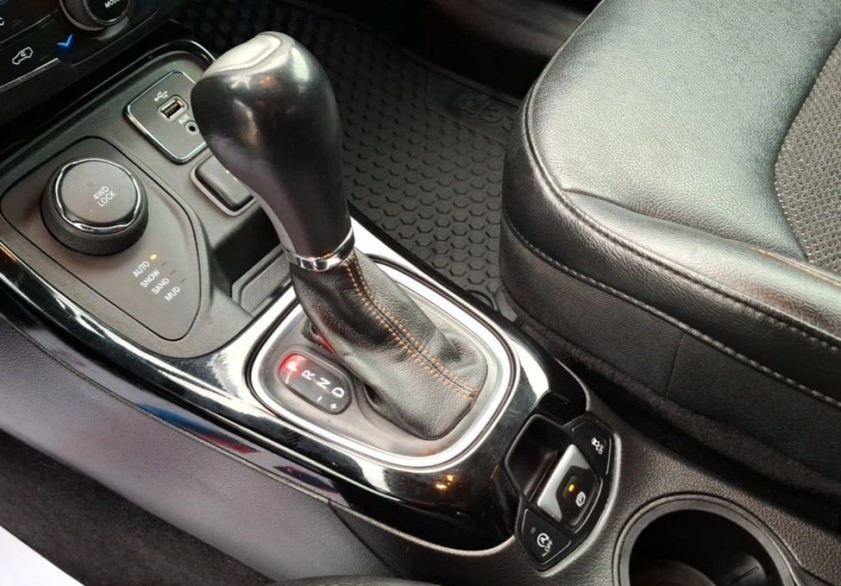 Jeep Compass - Zdjęcie 14