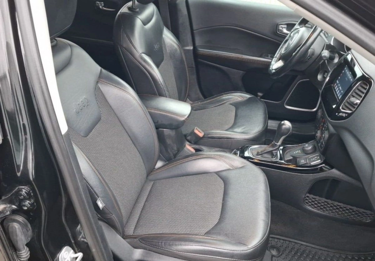 Jeep Compass - Zdjęcie 21