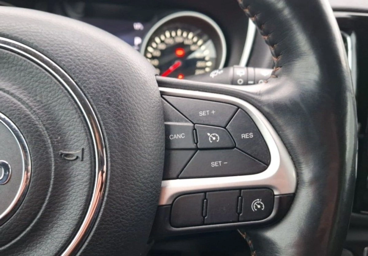 Jeep Compass - Zdjęcie 26