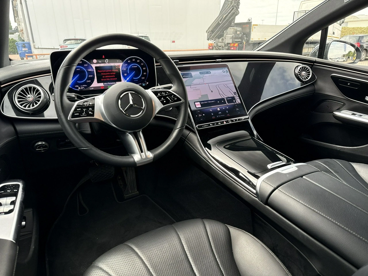Mercedes EQE - Zdjęcie 12