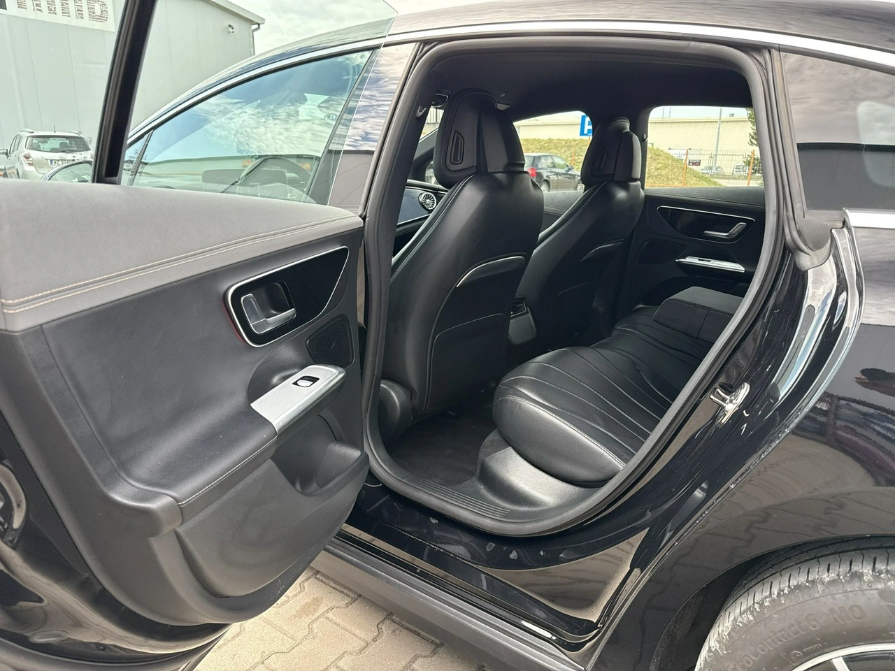 Mercedes EQE - Zdjęcie 13