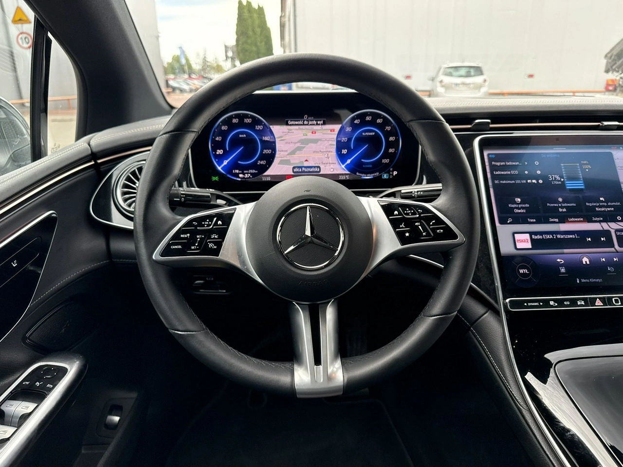 Mercedes EQE - Zdjęcie 23