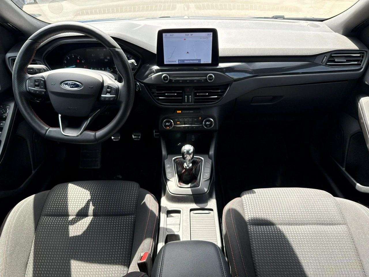 Ford Focus - Zdjęcie 21