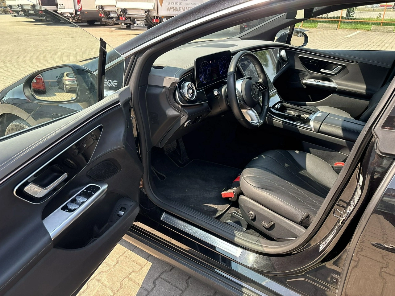 Mercedes EQE - Zdjęcie 10