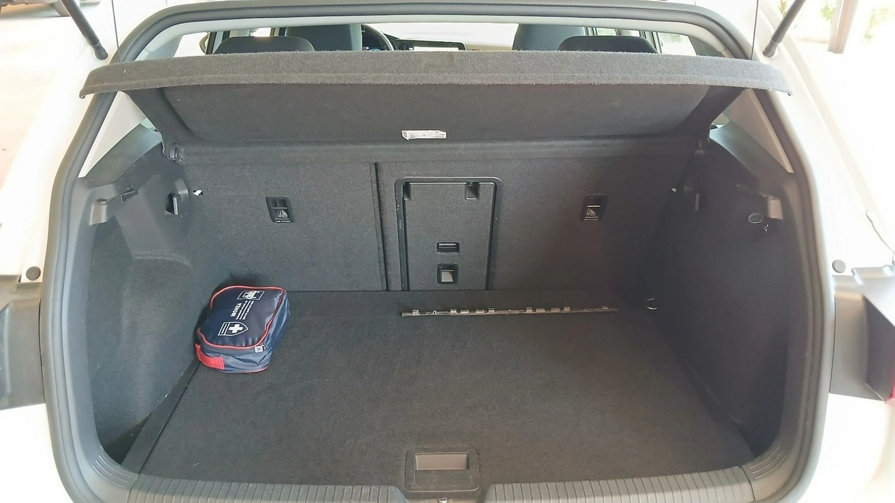 Volkswagen Golf - Zdjęcie 13