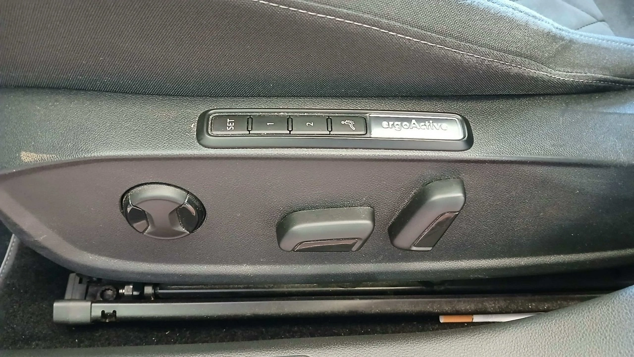 Volkswagen Golf - Zdjęcie 15