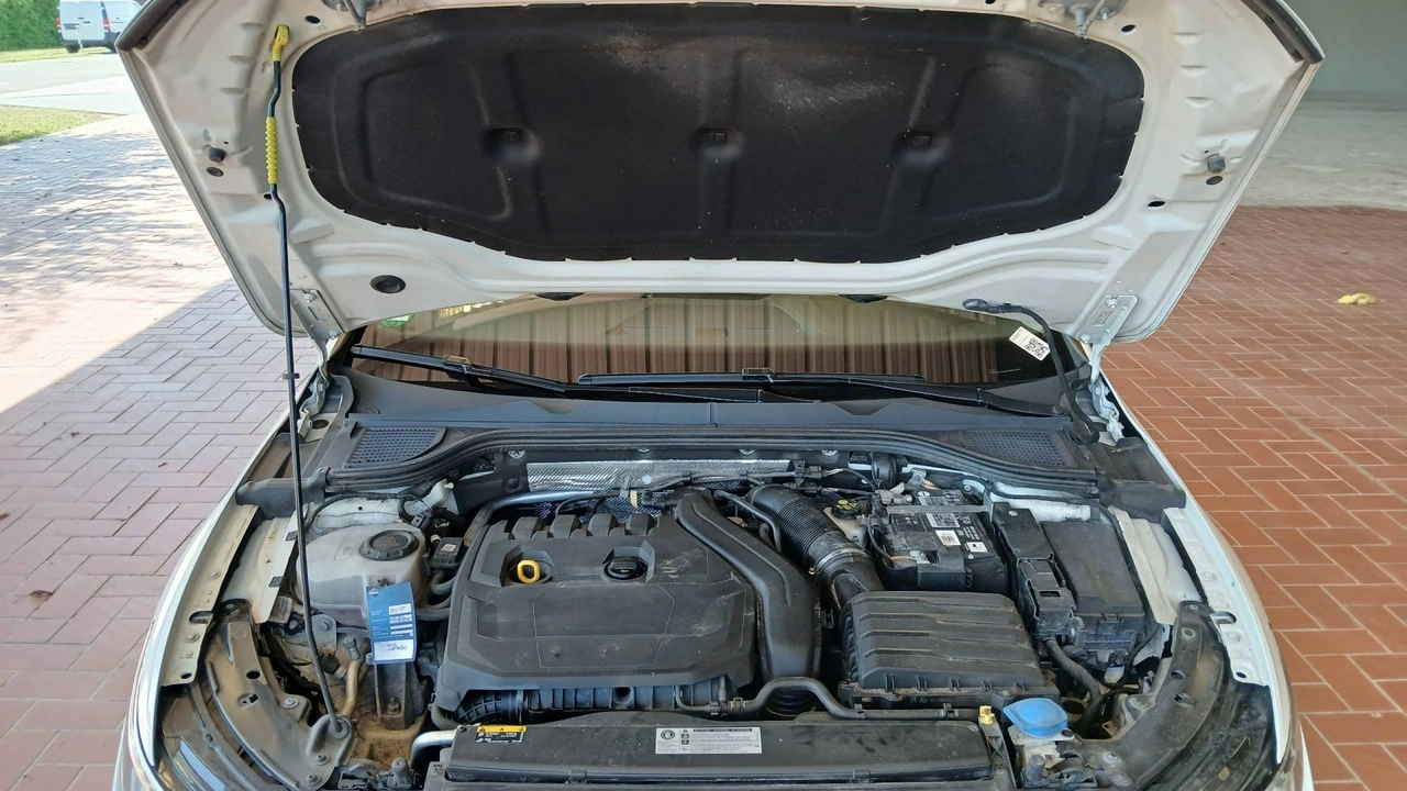 Volkswagen Golf - Zdjęcie 17
