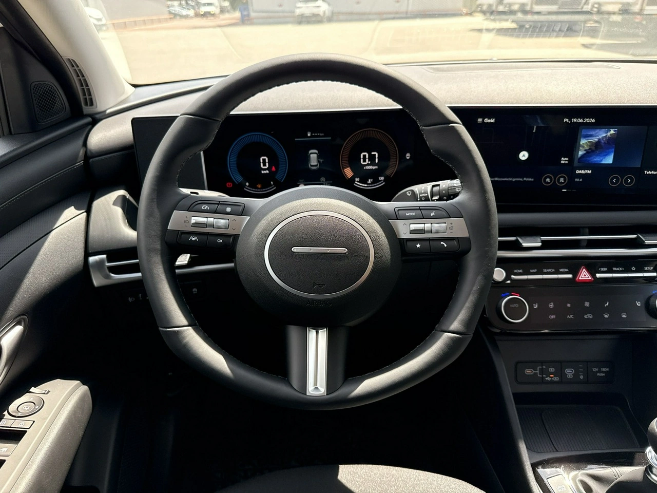 Hyundai Tucson - Zdjęcie 24