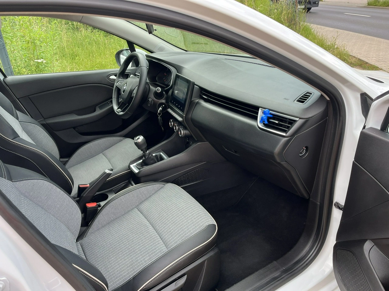 Renault Clio - Zdjęcie 16
