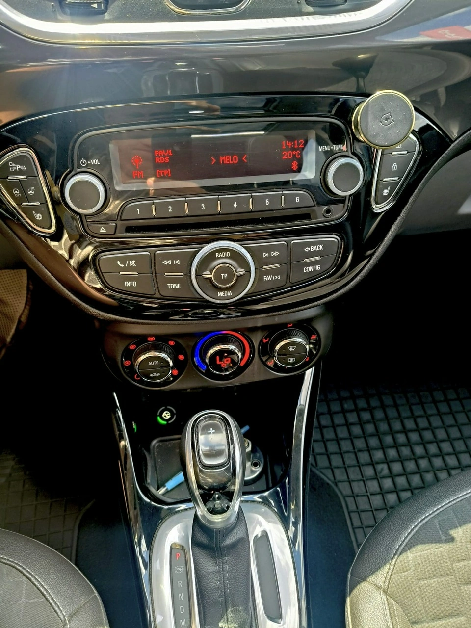 Opel Corsa - Zdjęcie 19