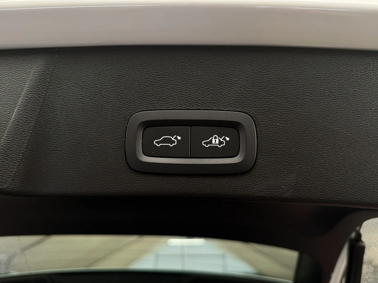 Volvo XC 40 - Zdjęcie 16