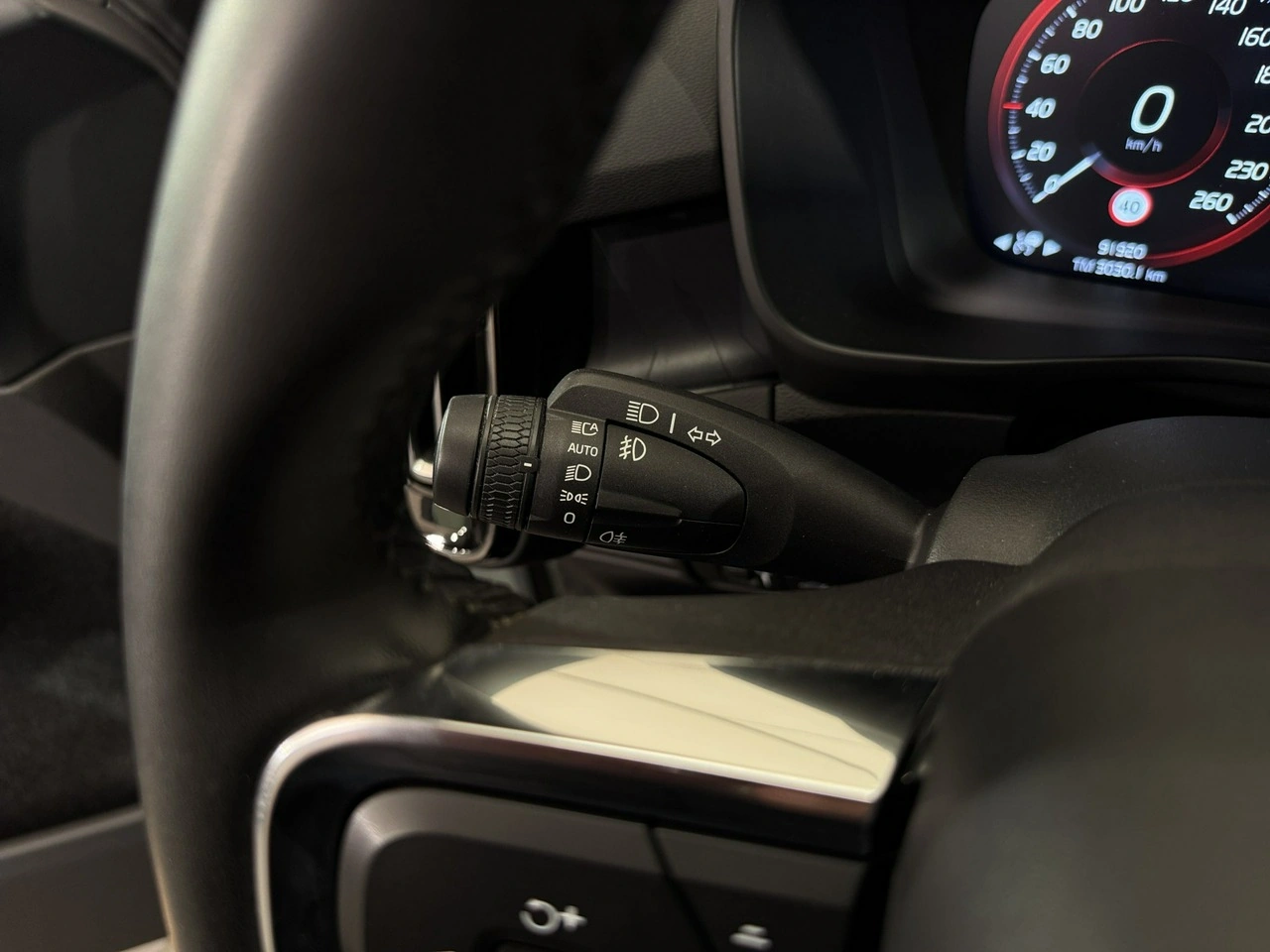 Volvo XC 40 - Zdjęcie 21