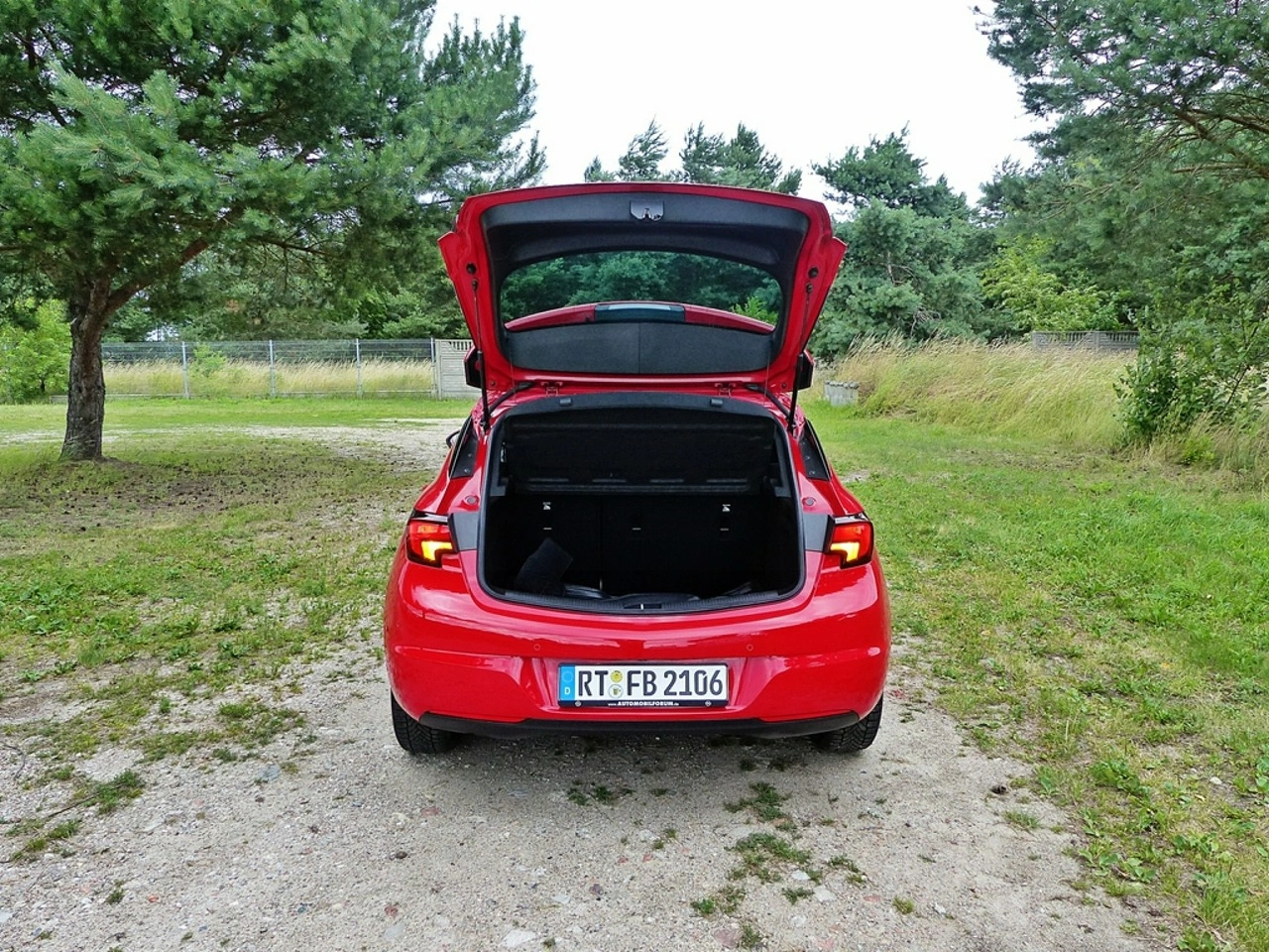 Opel Astra - Zdjęcie 9