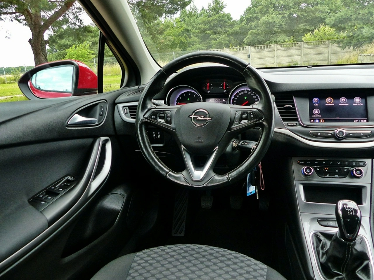 Opel Astra - Zdjęcie 34
