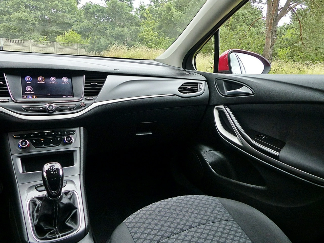Opel Astra - Zdjęcie 36
