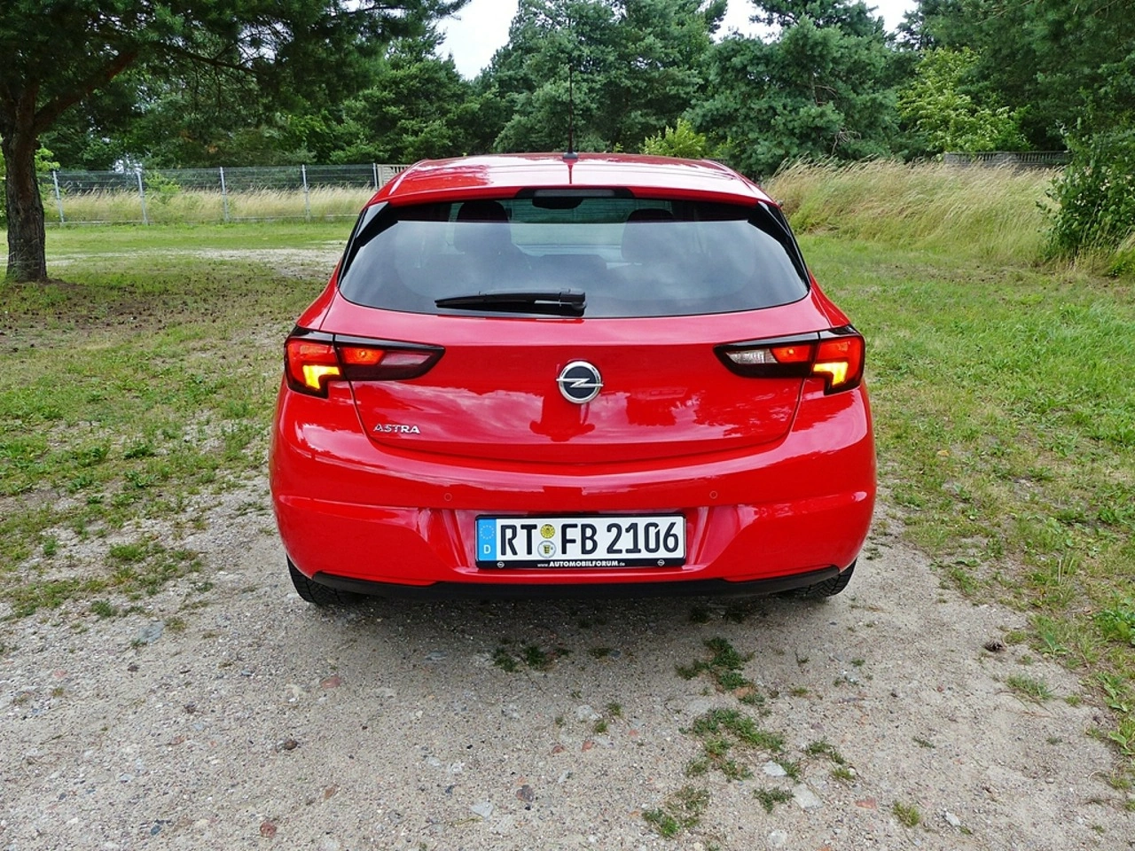 Opel Astra - Zdjęcie 8