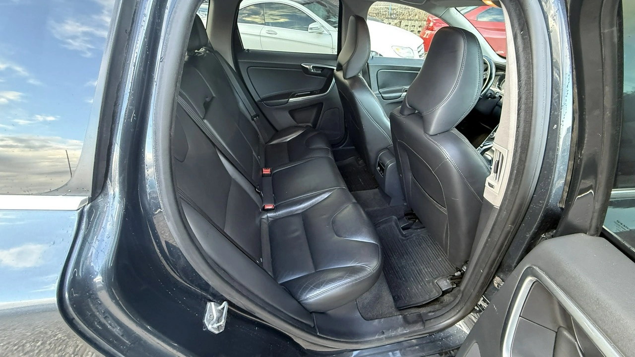 Volvo XC 60 - Zdjęcie 13