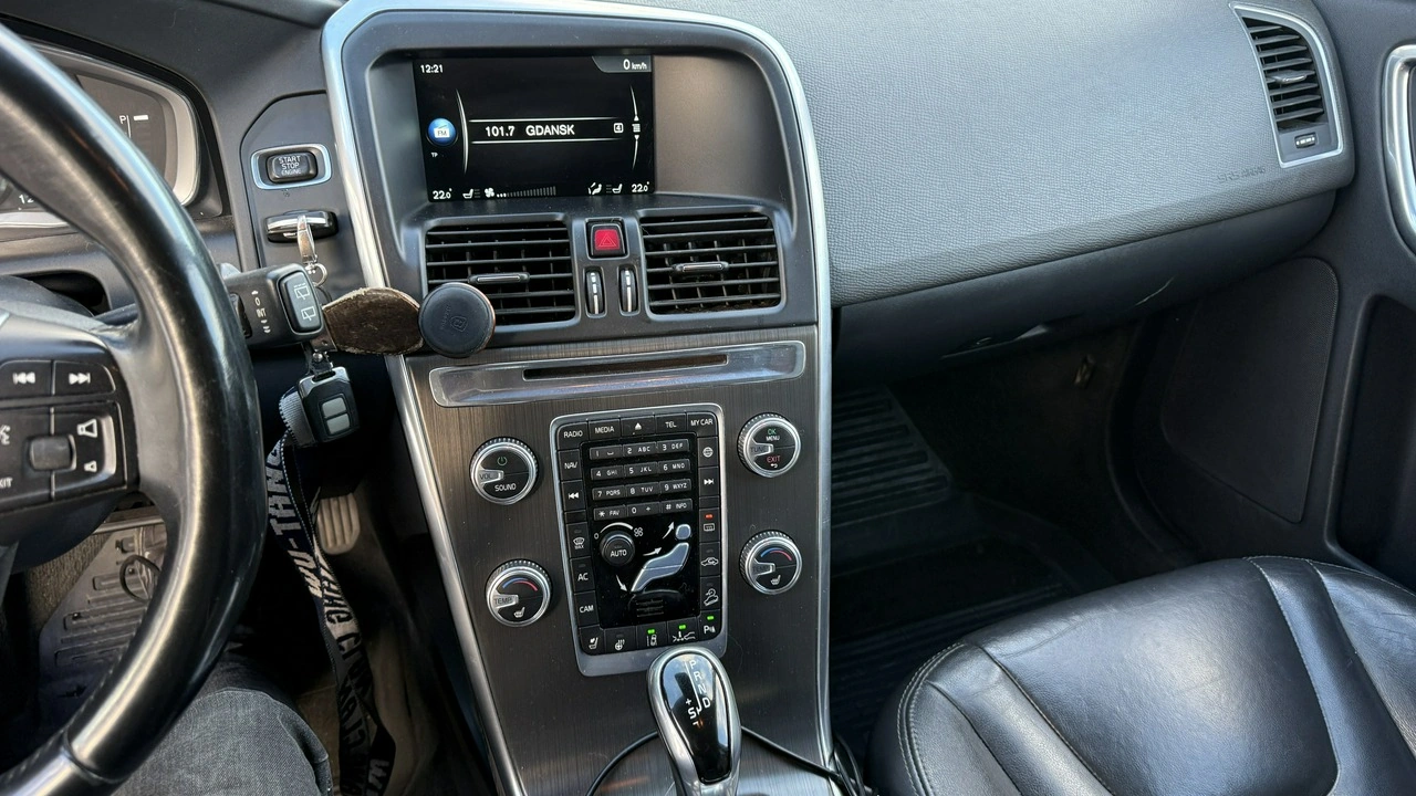 Volvo XC 60 - Zdjęcie 20