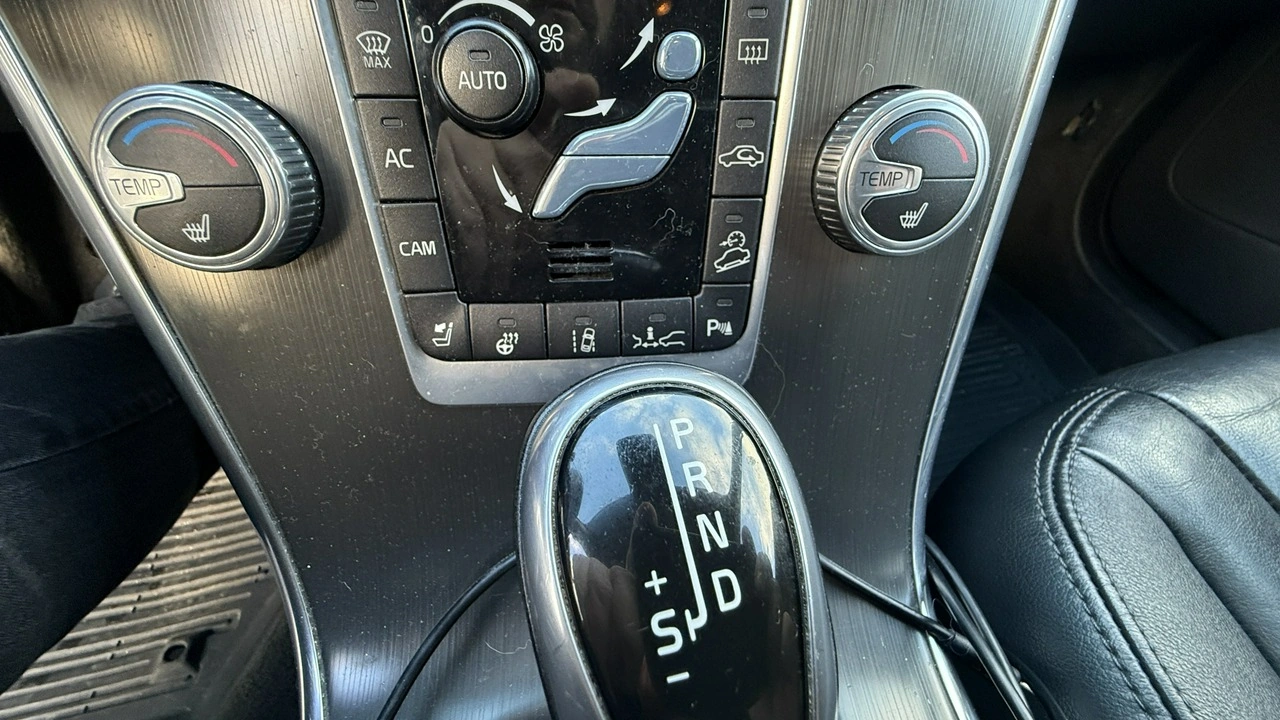Volvo XC 60 - Zdjęcie 21