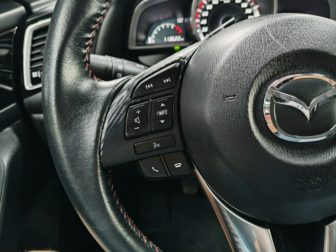 Mazda 3 - Zdjęcie 18