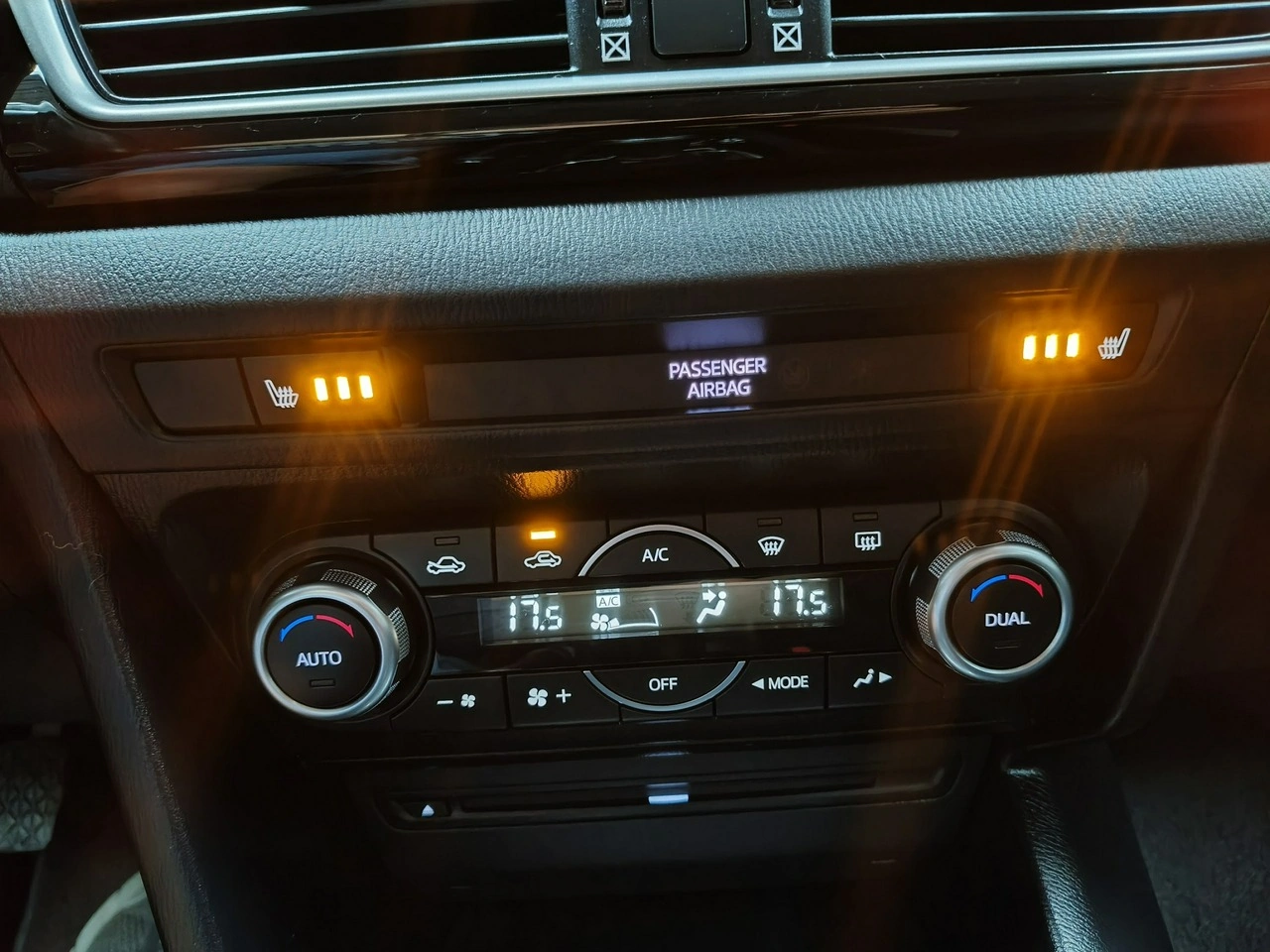 Mazda 3 - Zdjęcie 24