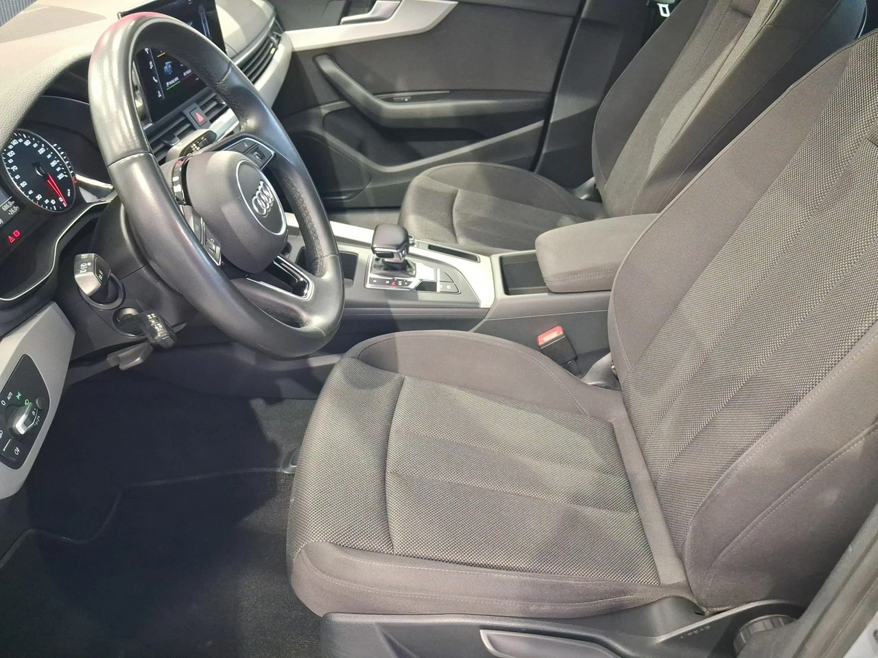 Audi A4 - Zdjęcie 8