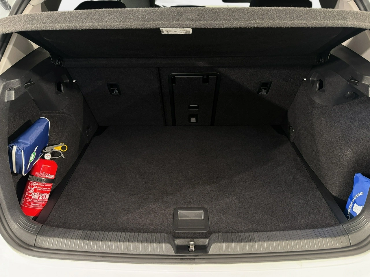 Volkswagen Golf - Zdjęcie 13