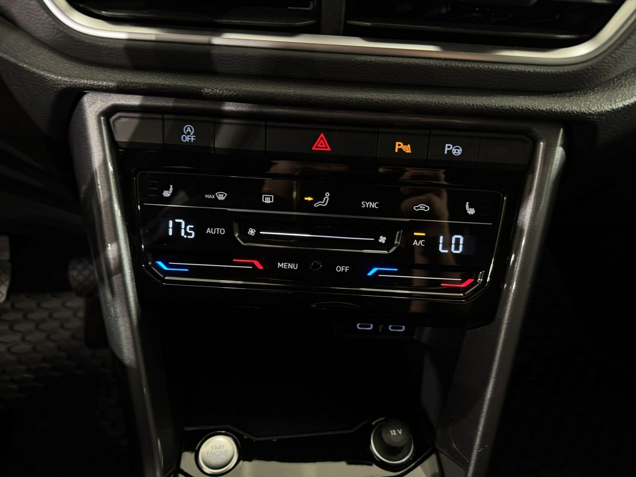 Volkswagen T-Roc - Zdjęcie 20