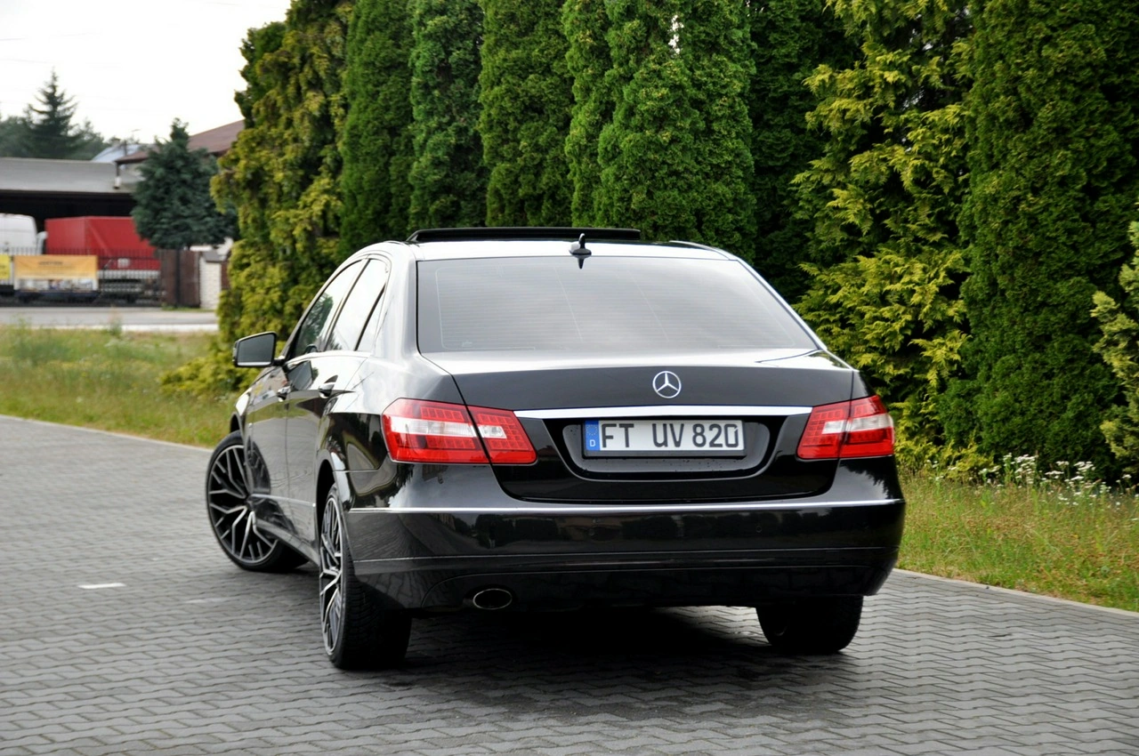 Mercedes E 200 - Zdjęcie 14