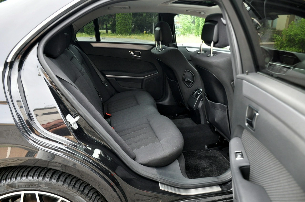 Mercedes E 200 - Zdjęcie 19