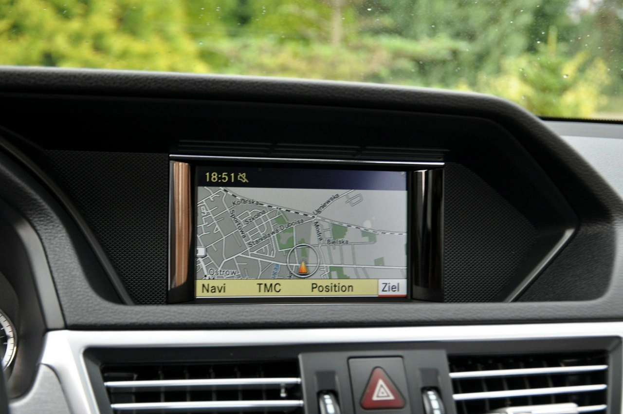 Mercedes E 200 - Zdjęcie 31