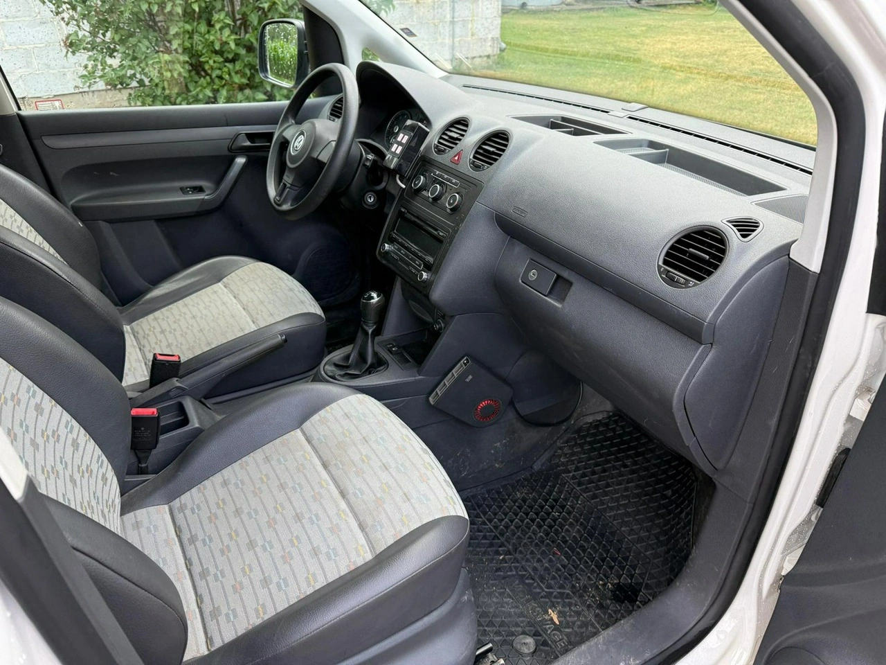 Volkswagen Caddy - Zdjęcie 12