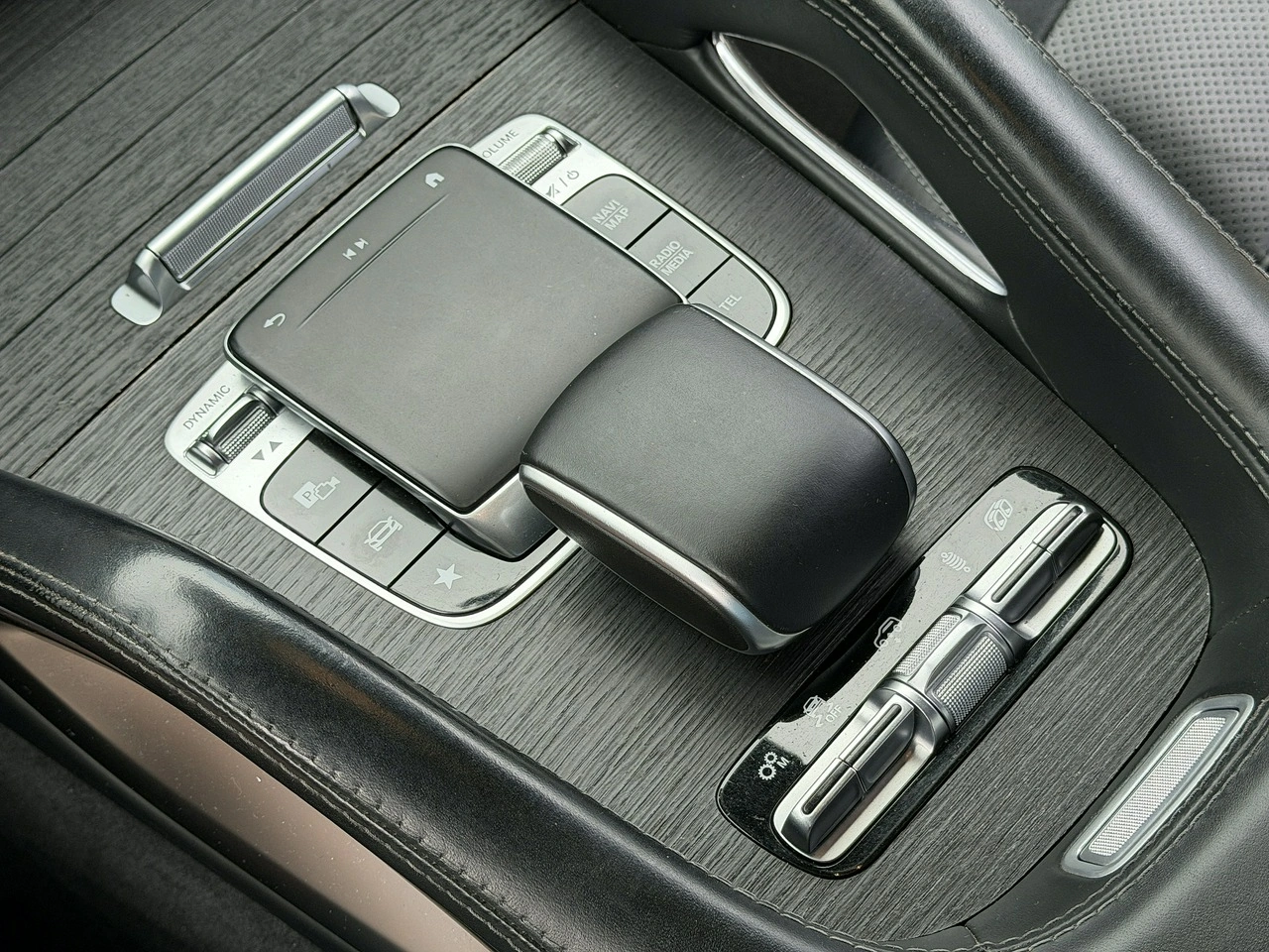 Mercedes GLE 53 AMG - Zdjęcie 14