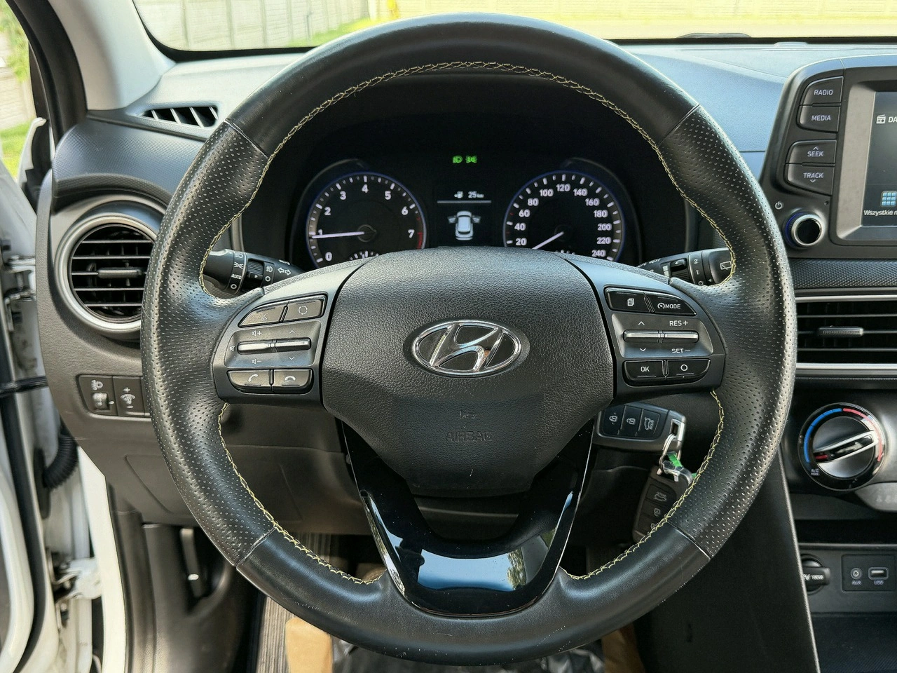 Hyundai Kona - Zdjęcie 10