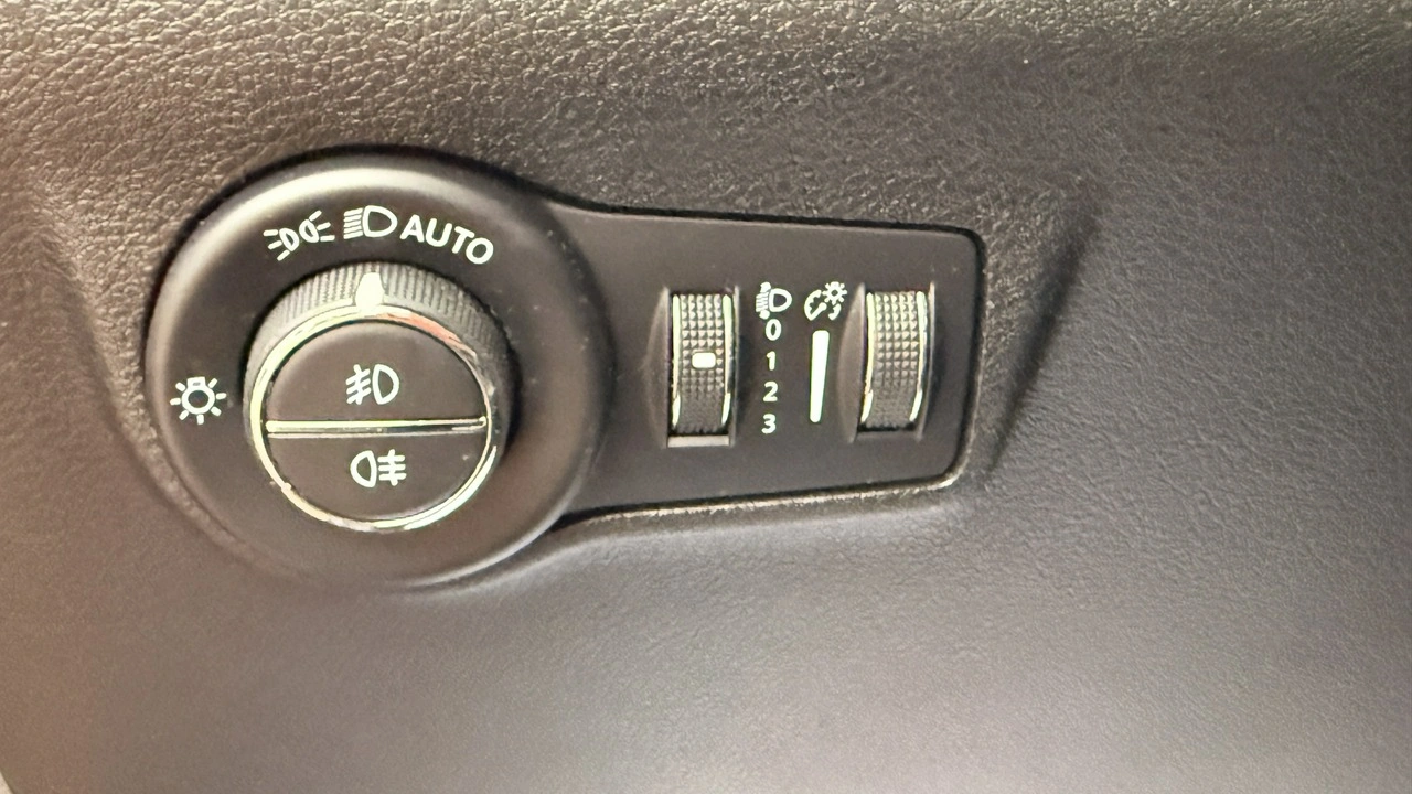 Jeep Compass - Zdjęcie 18