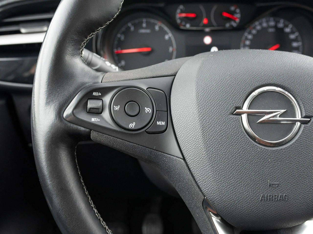 Opel Corsa - Zdjęcie 12
