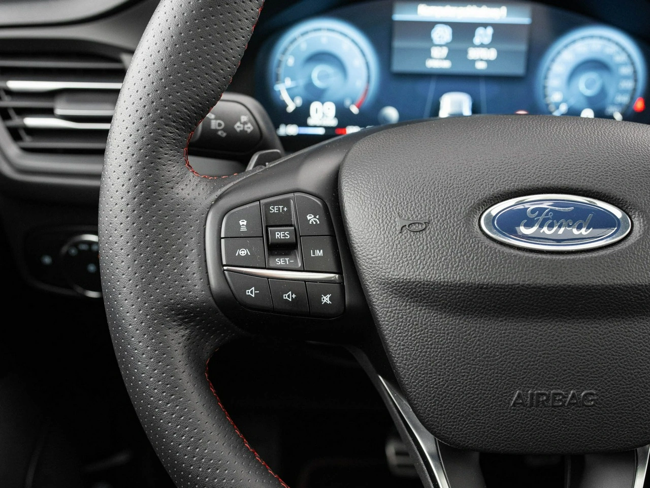 Ford Focus - Zdjęcie 12