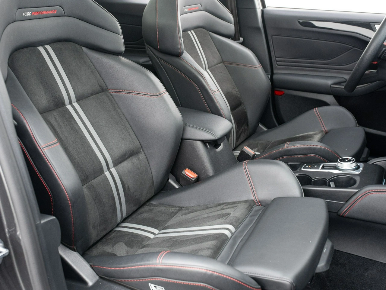Ford Focus - Zdjęcie 25