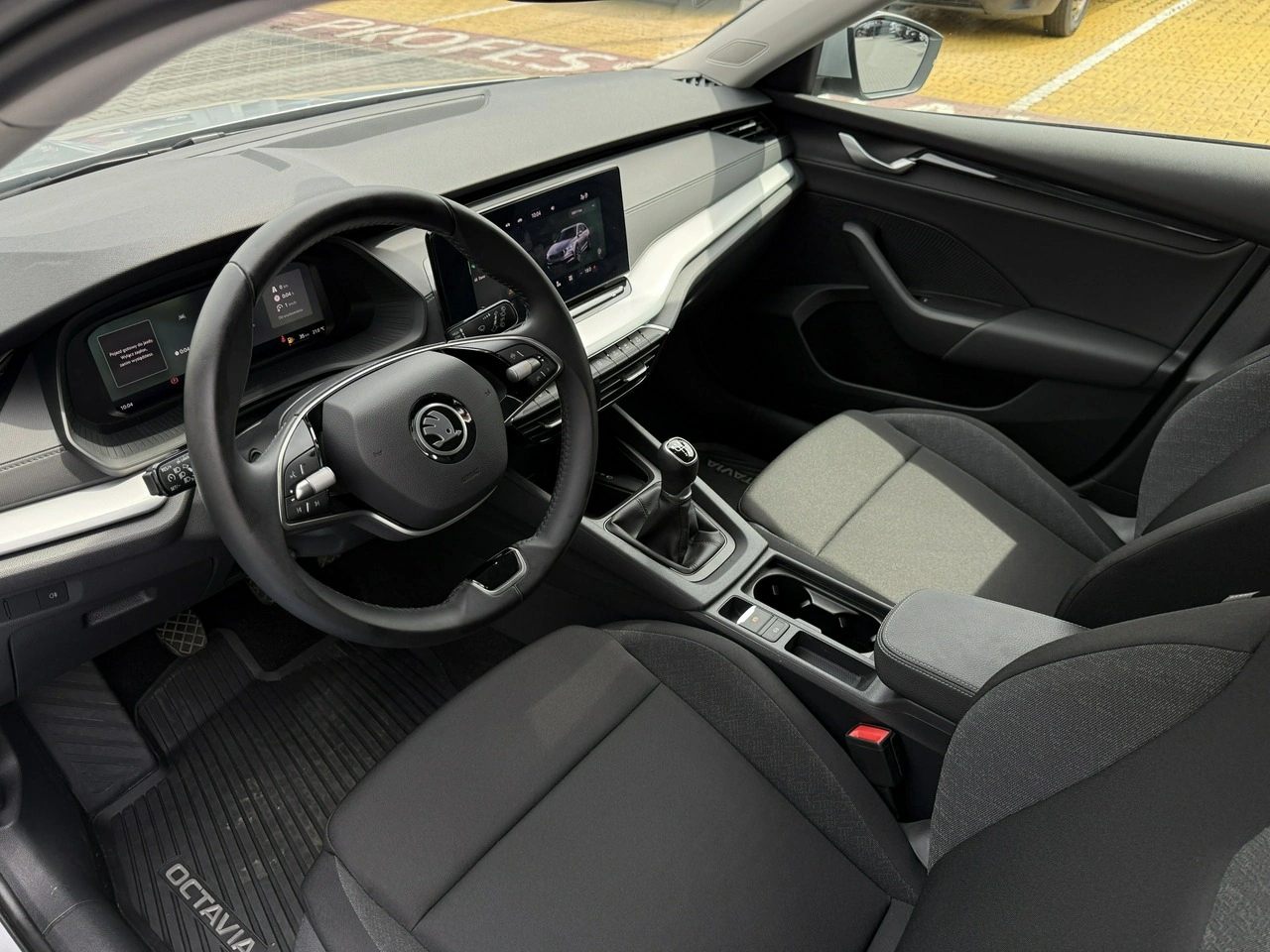 Skoda Octavia - Zdjęcie 13