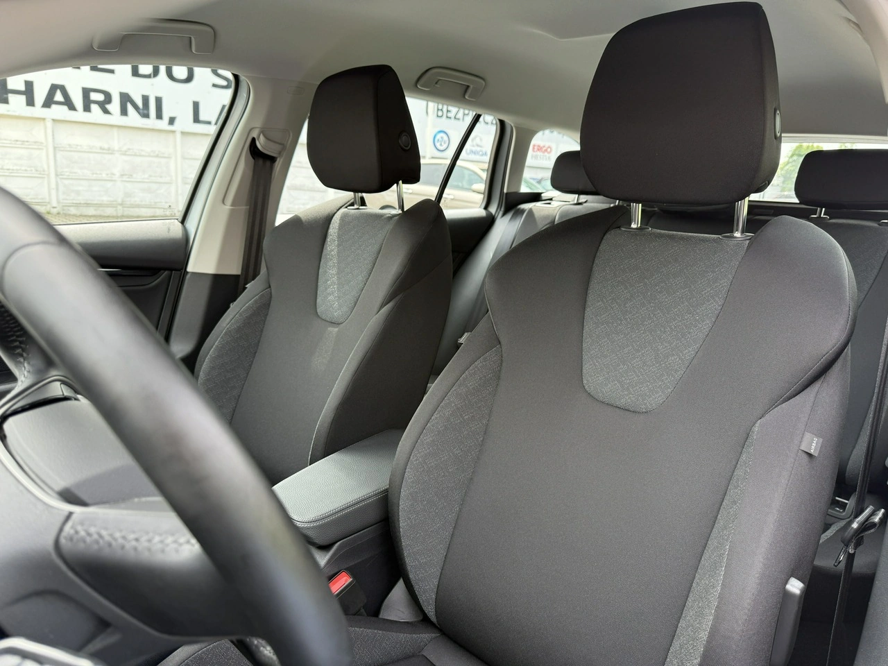 Skoda Octavia - Zdjęcie 14