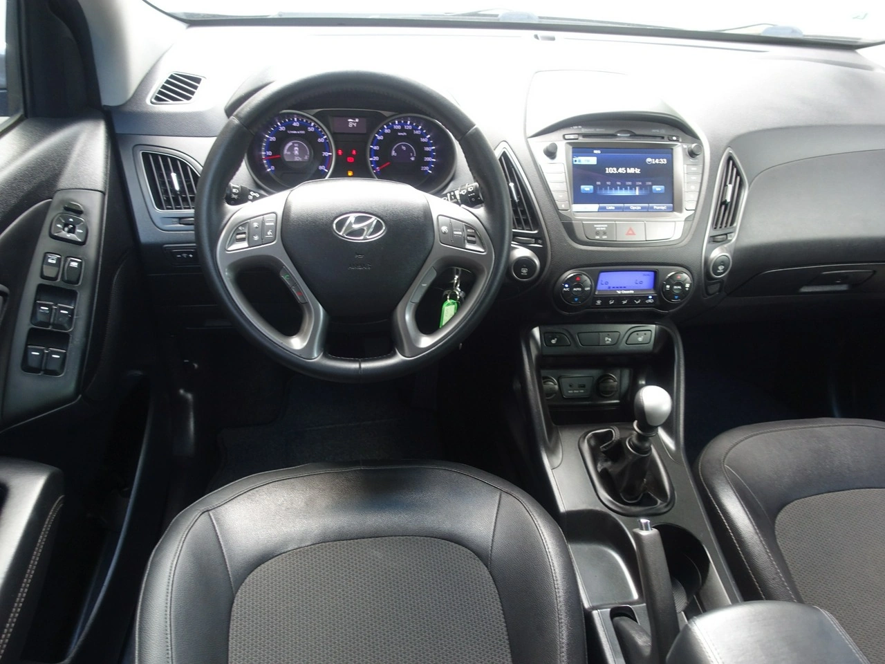 Hyundai ix35 - Zdjęcie 9