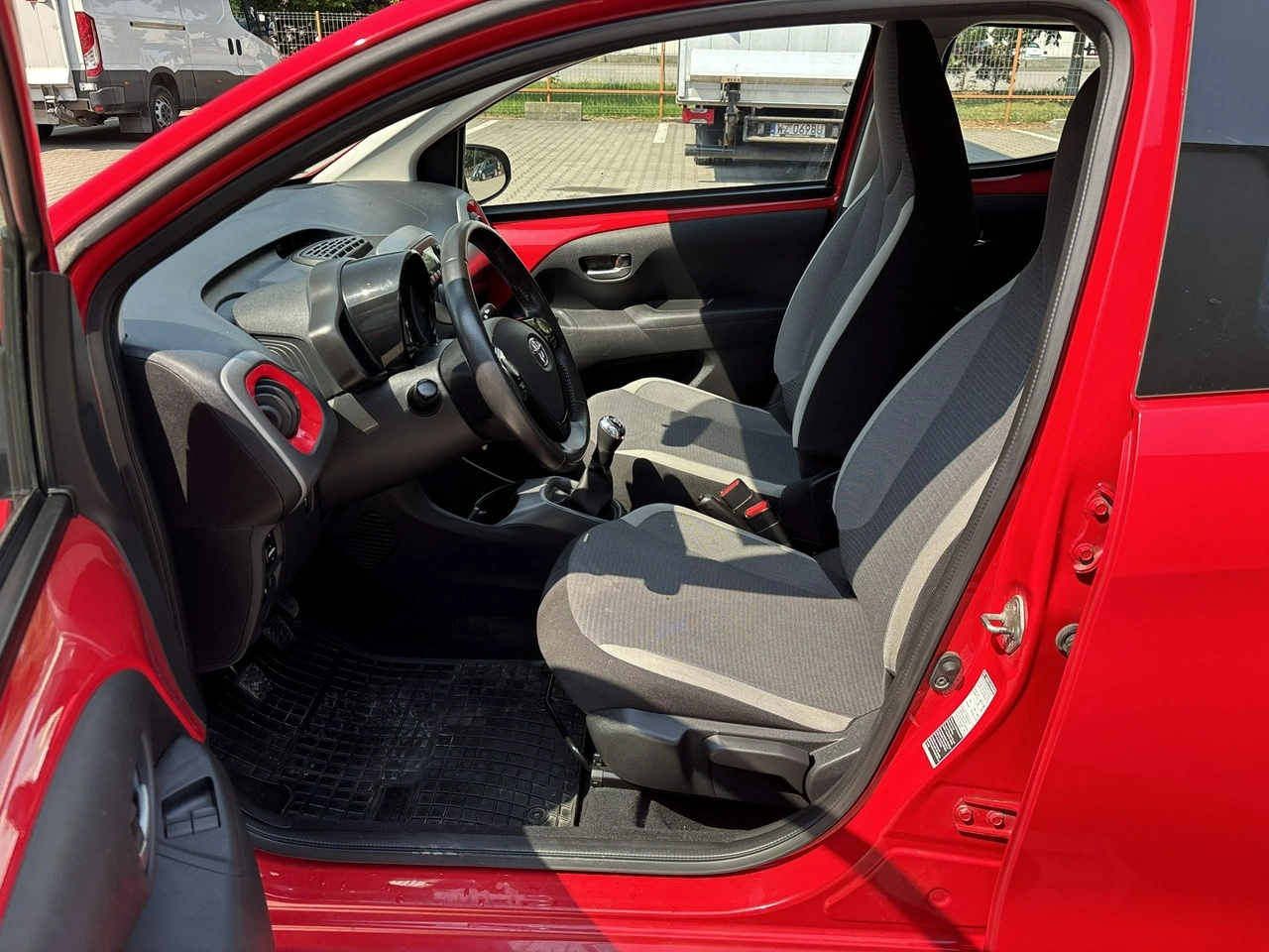 Toyota Aygo - Zdjęcie 9