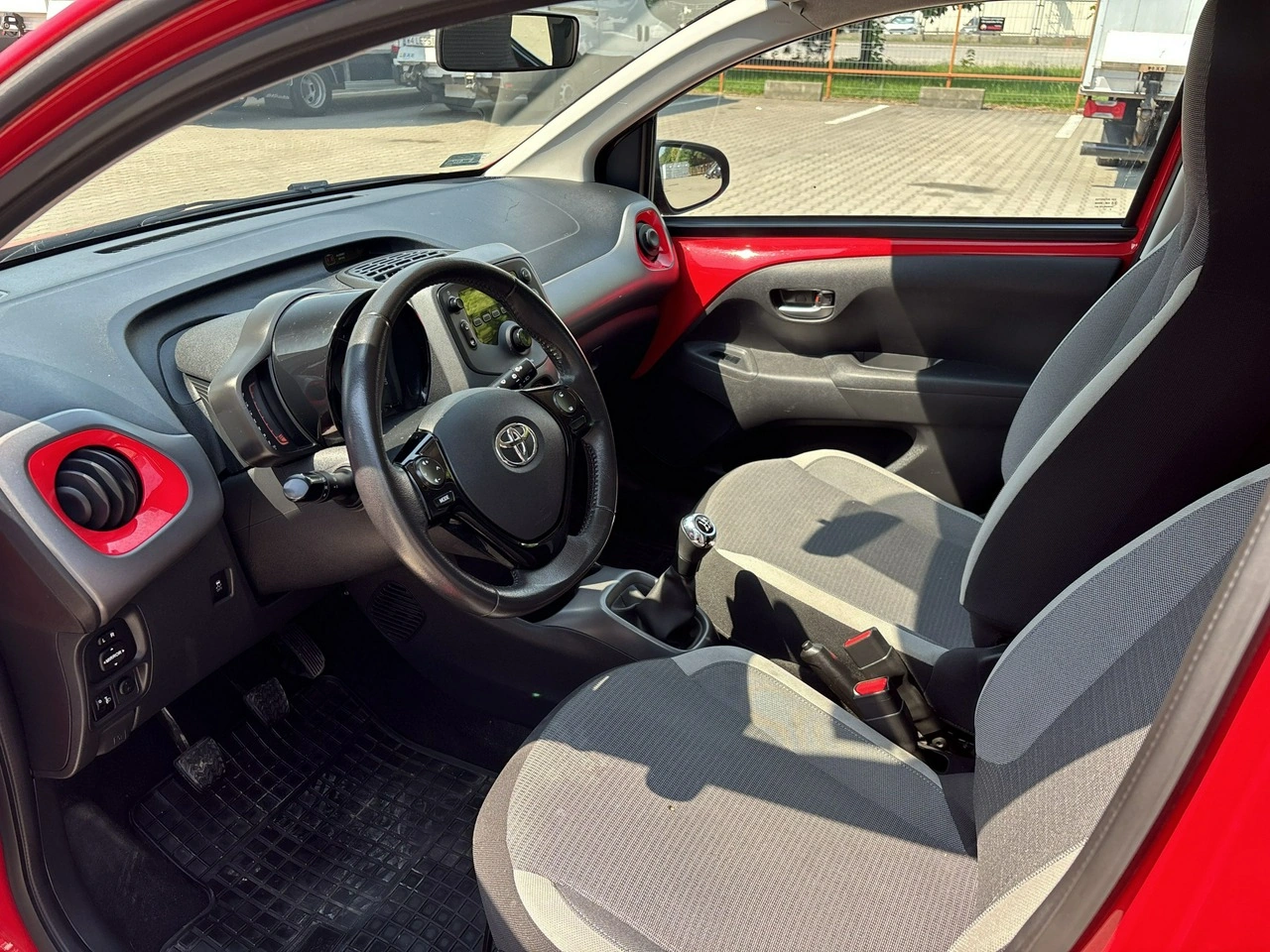 Toyota Aygo - Zdjęcie 10