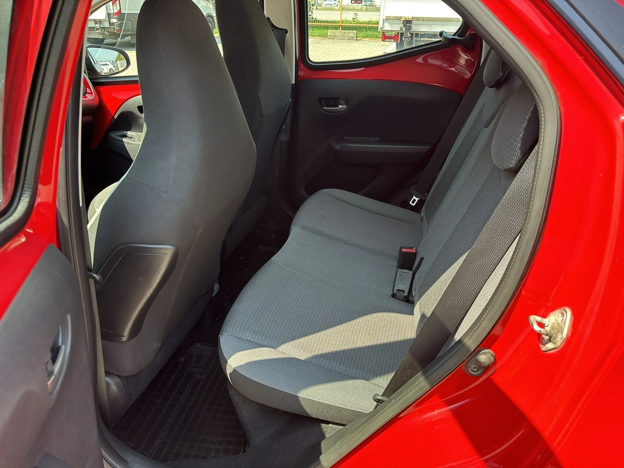 Toyota Aygo - Zdjęcie 11