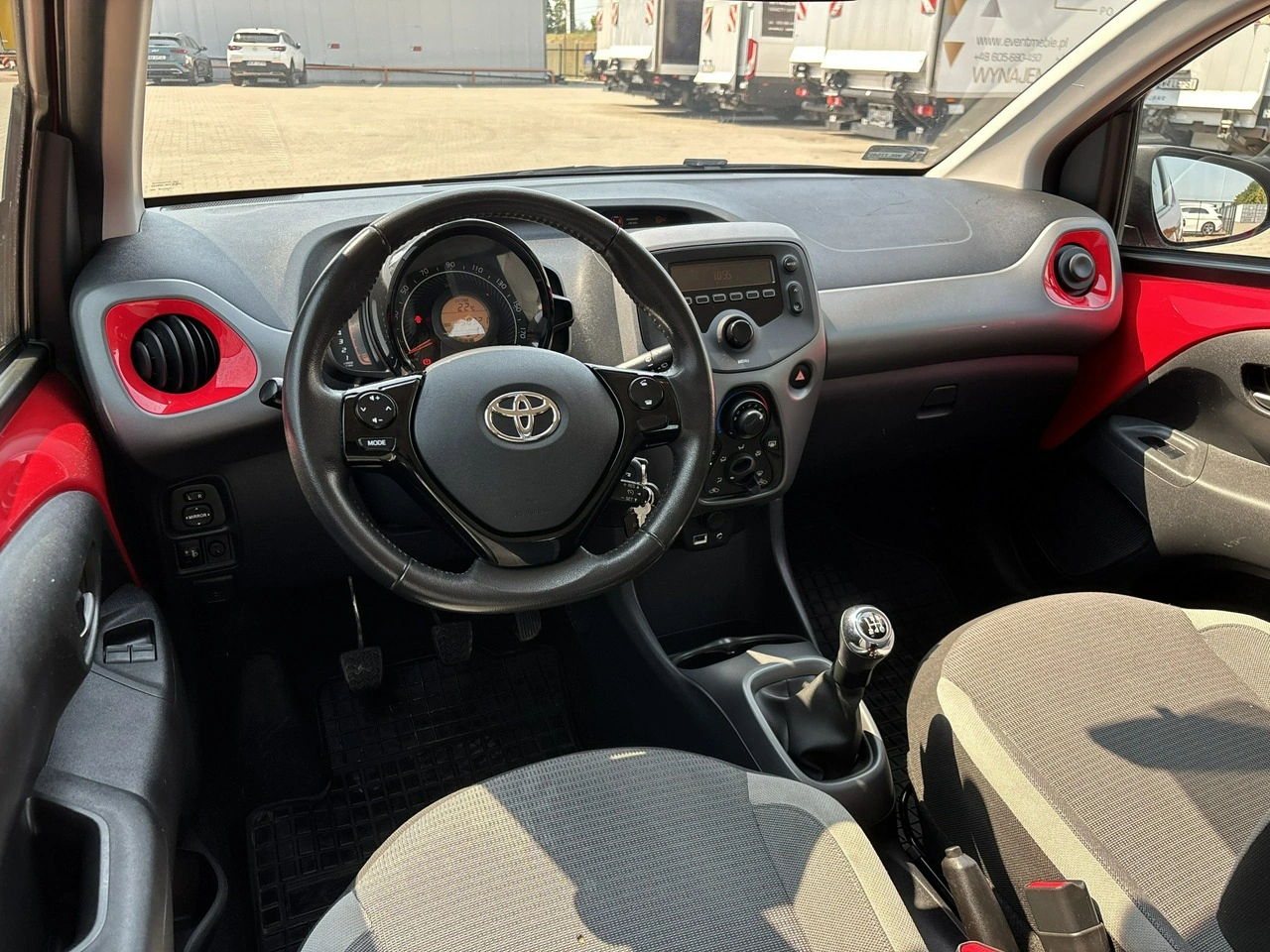 Toyota Aygo - Zdjęcie 13