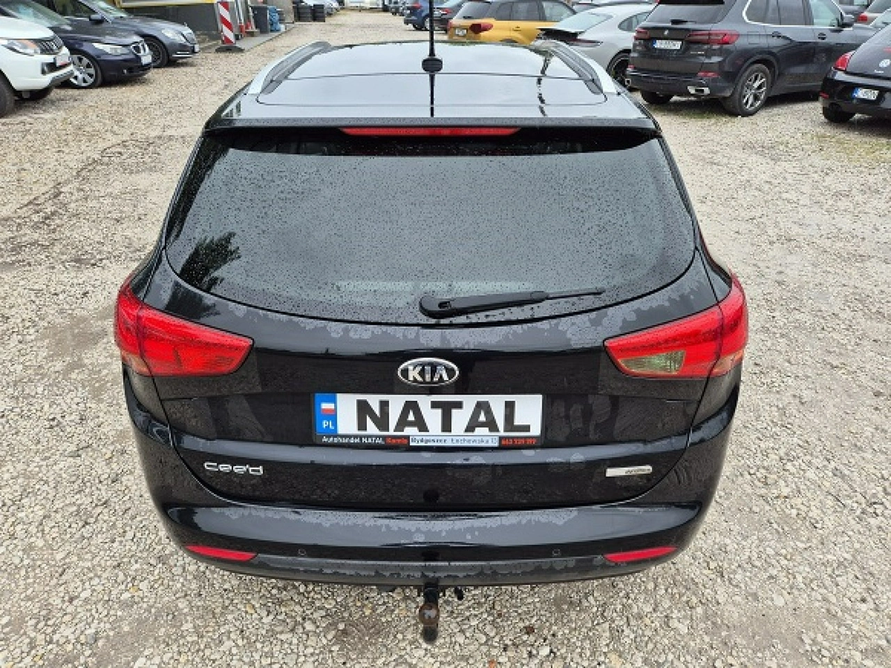 Kia Ceed - Zdjęcie 16